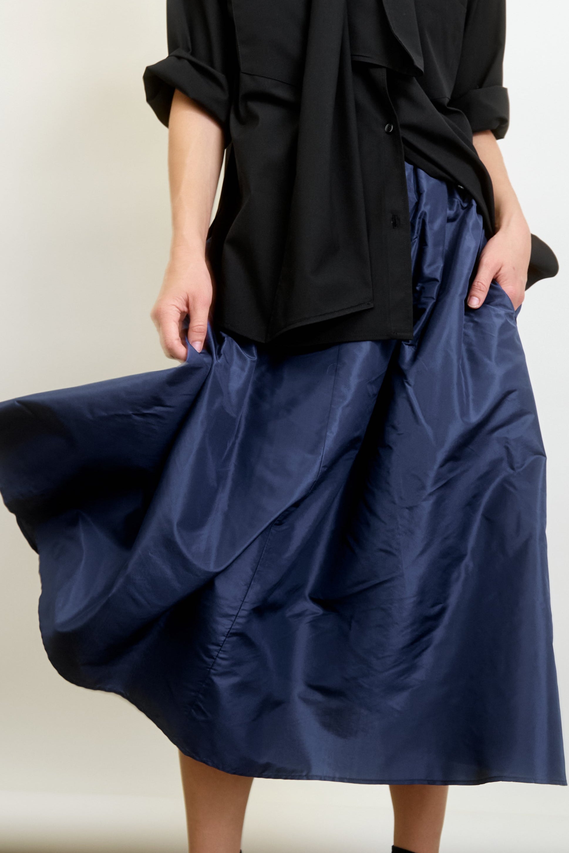 LE SKIRT | navy silk taffeta