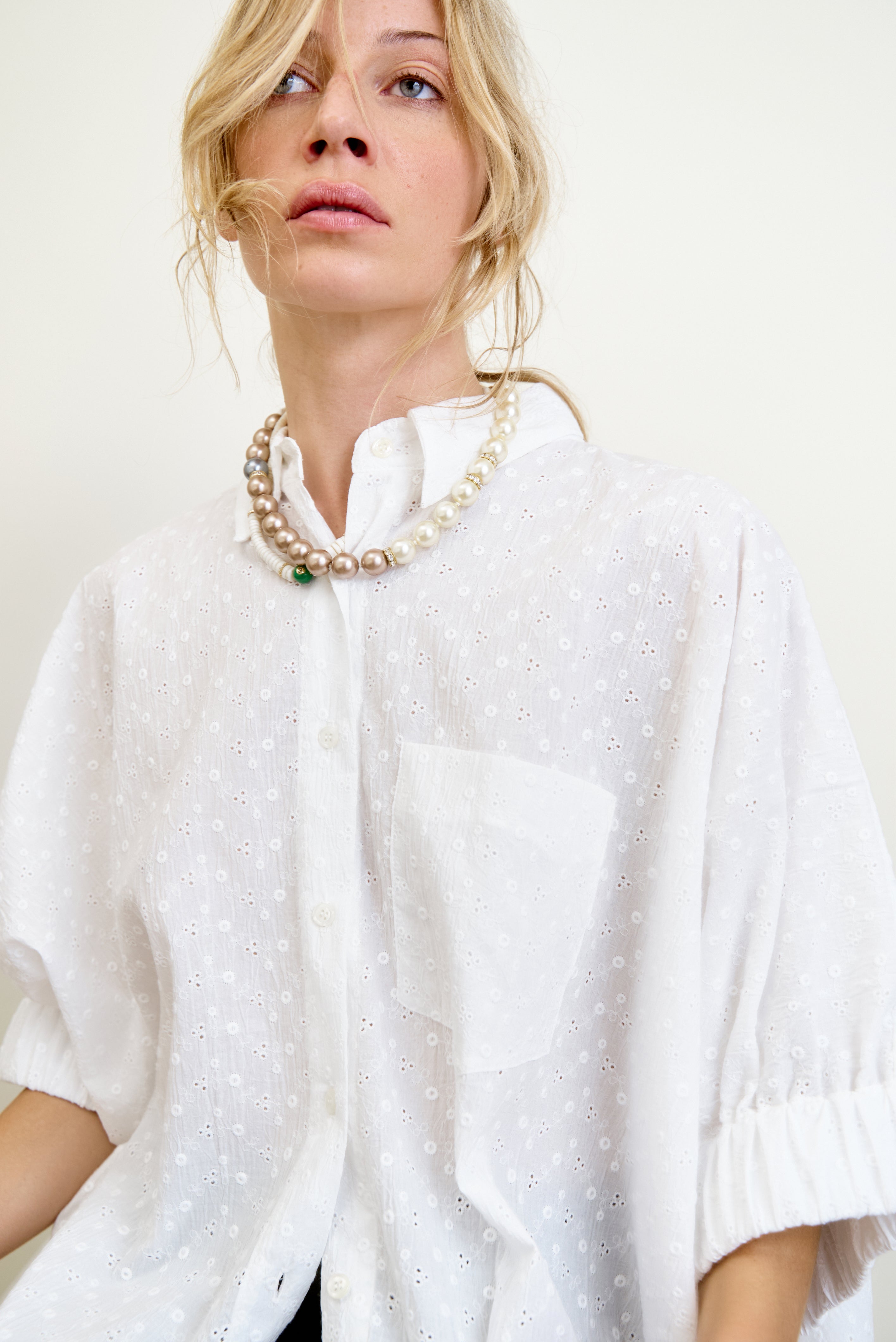 LE SHORTY | white eyelet