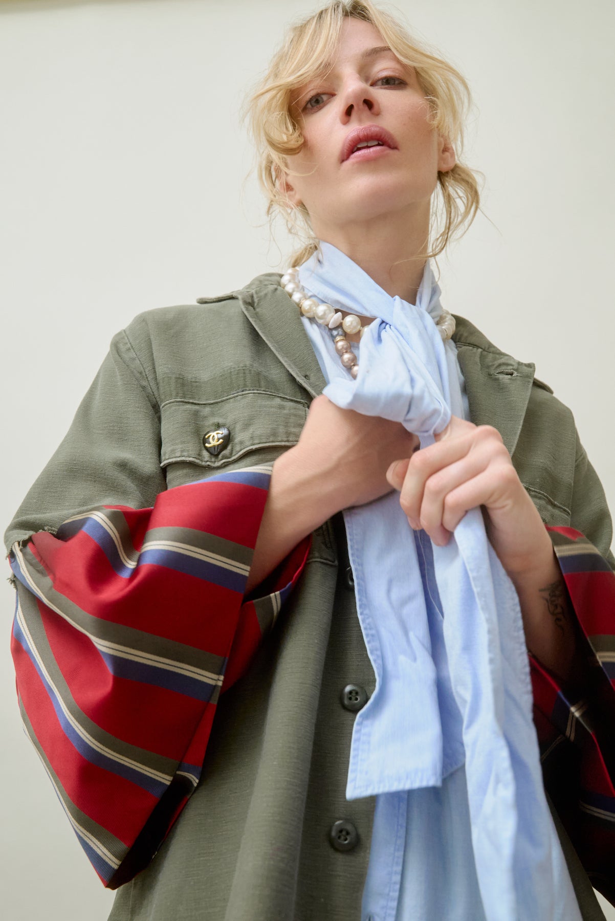 HOOPER | army green w/ silk tie stripe