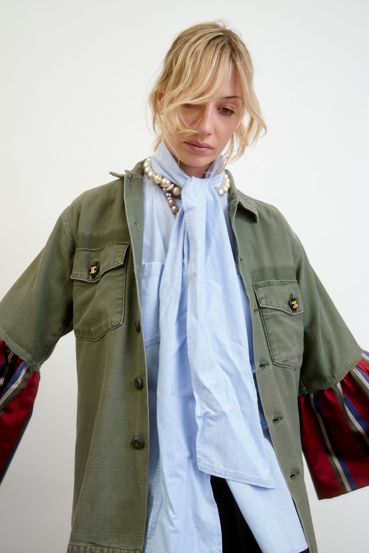 HOOPER | army green w/ silk tie stripe