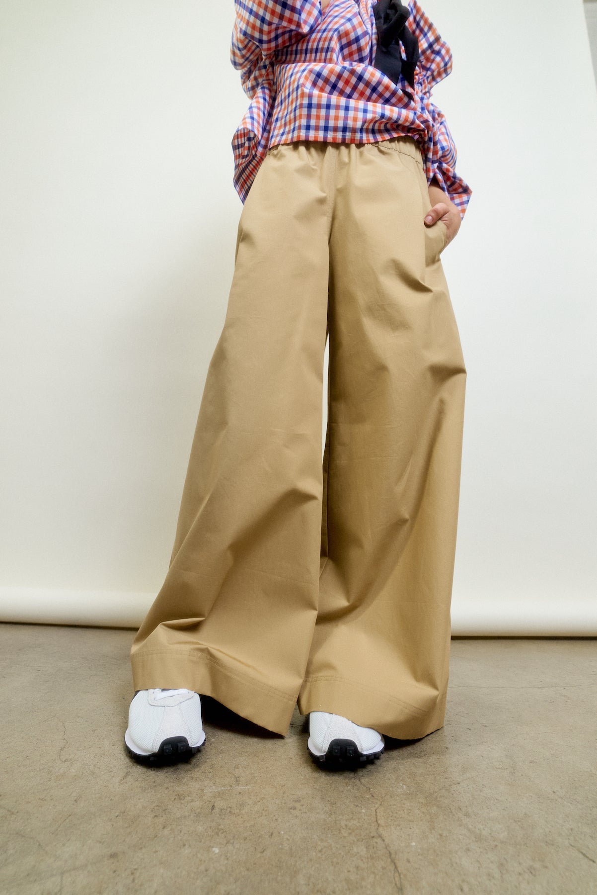 CONNOR | khaki