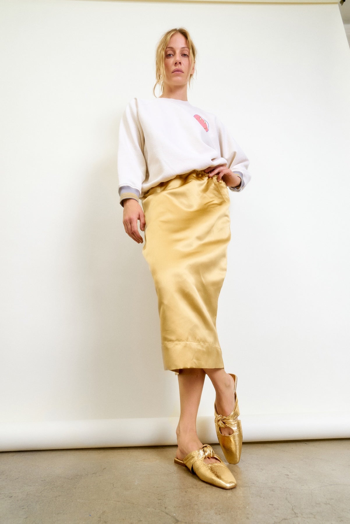 LE PENCIL | silk satin