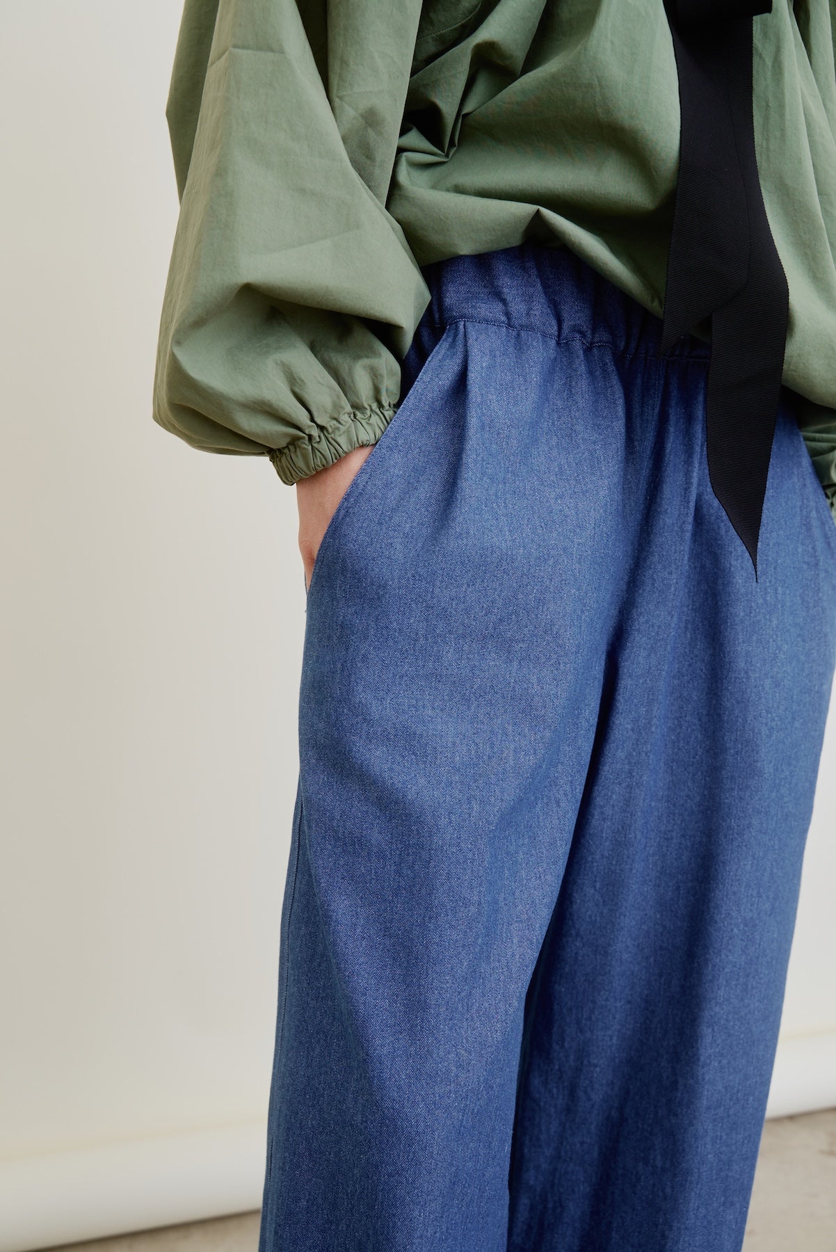 CONNOR | washed denim