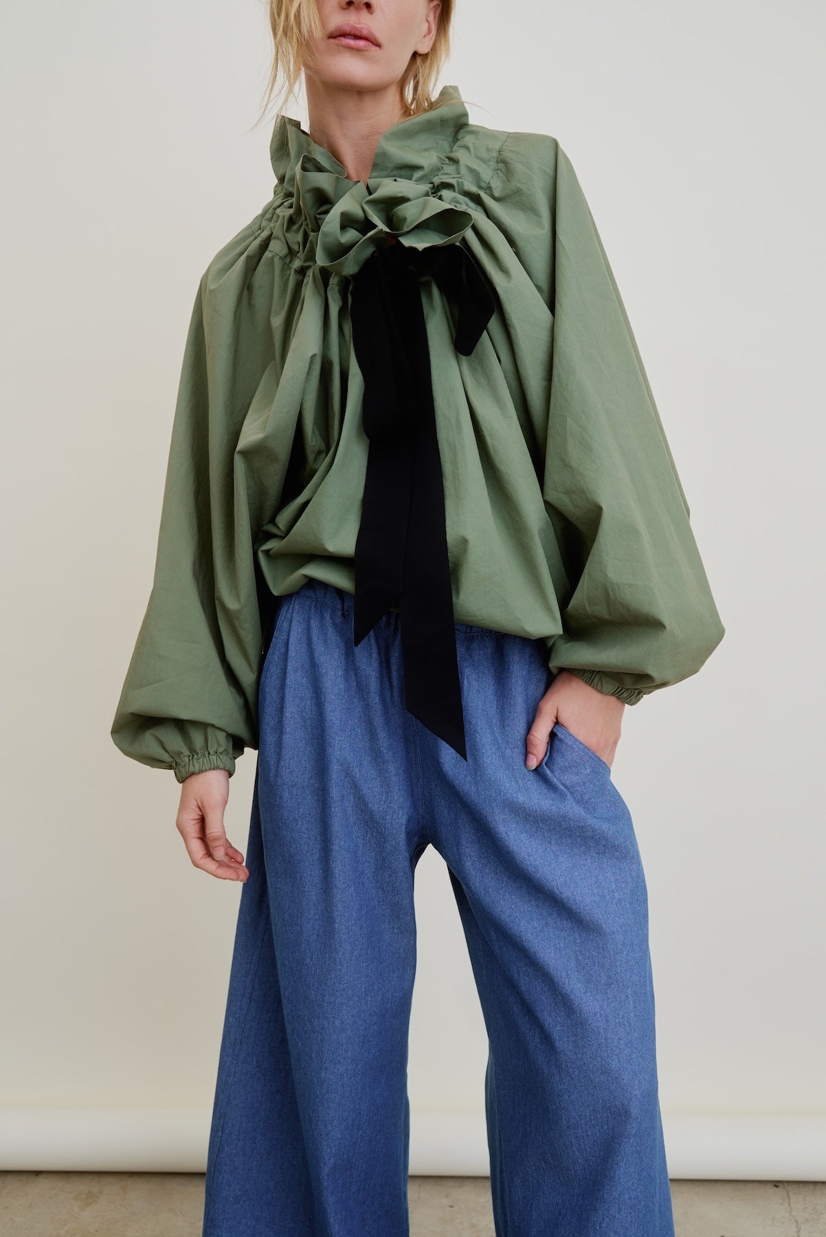 CONNOR | washed denim