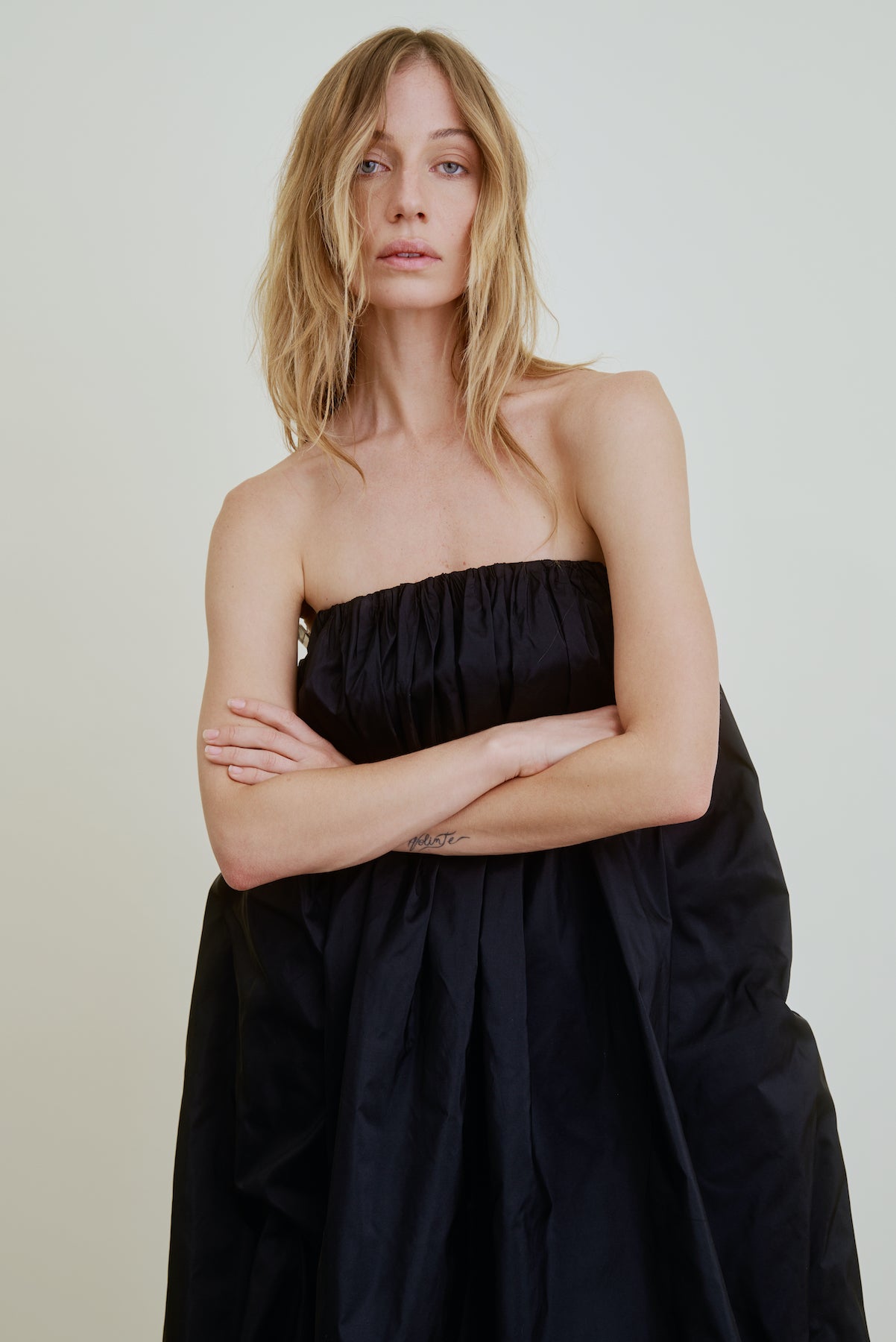 COSMO | black taffeta