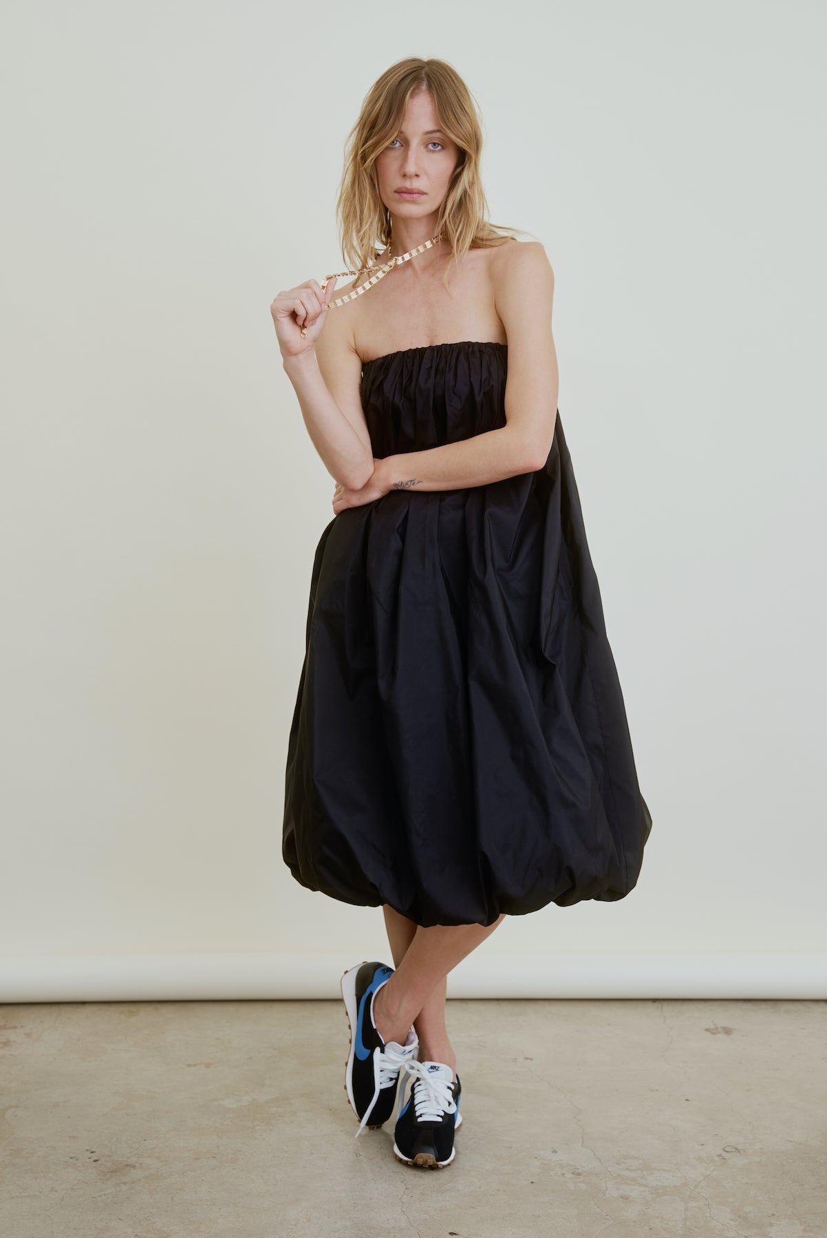COSMO | black taffeta
