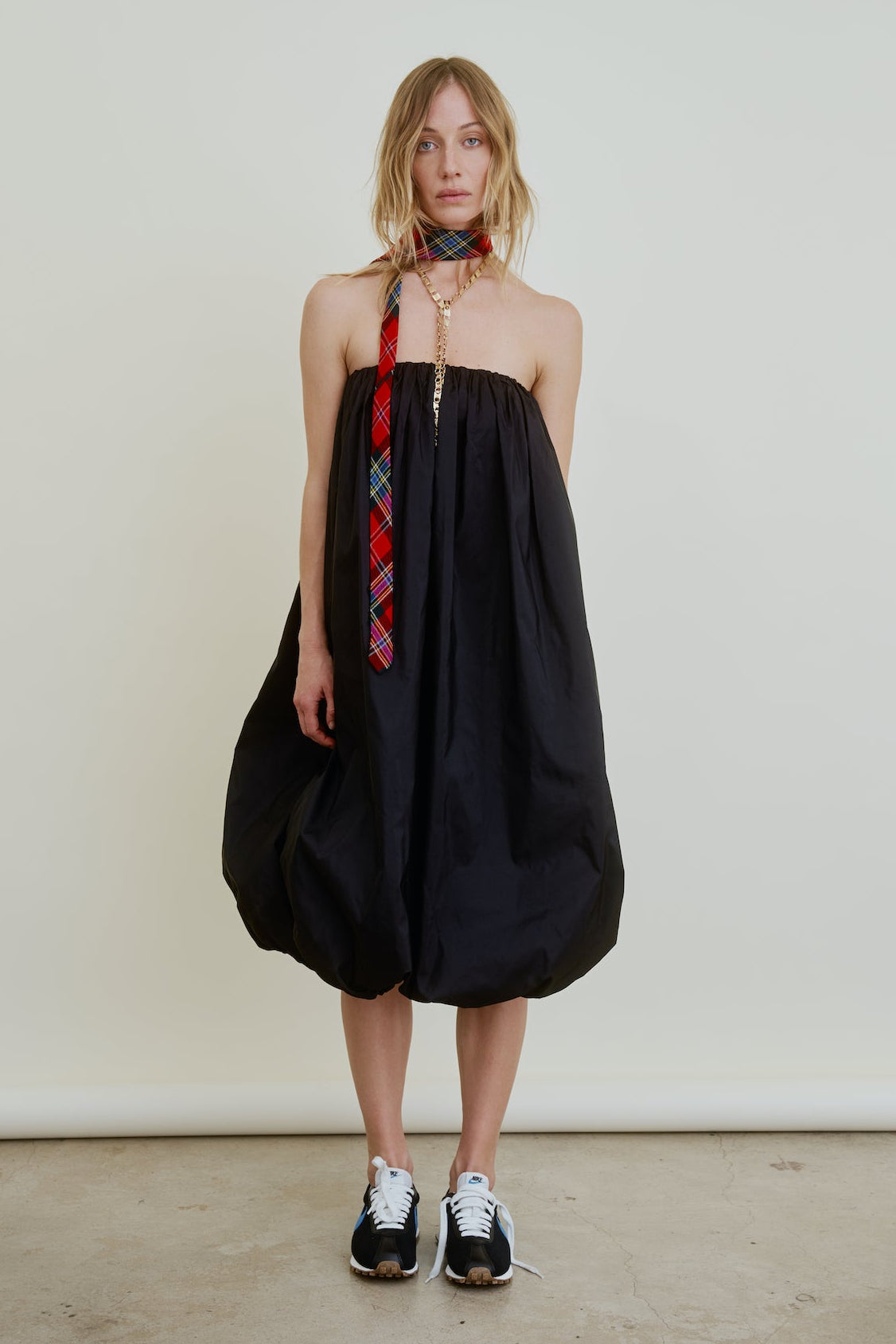 COSMO | black taffeta
