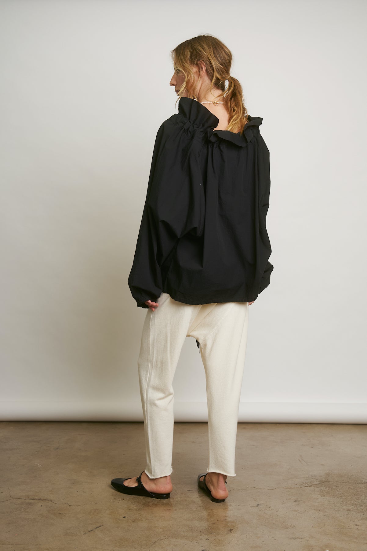 BEAUTIFUL MESS | black