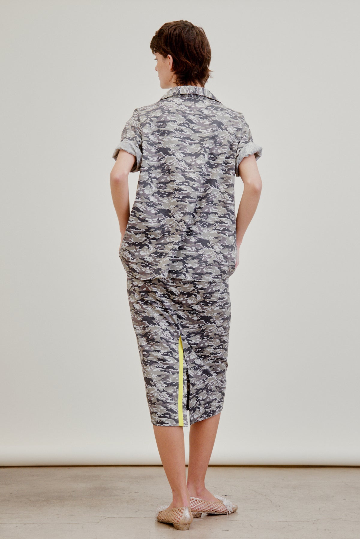 LE PENCIL | grey camo