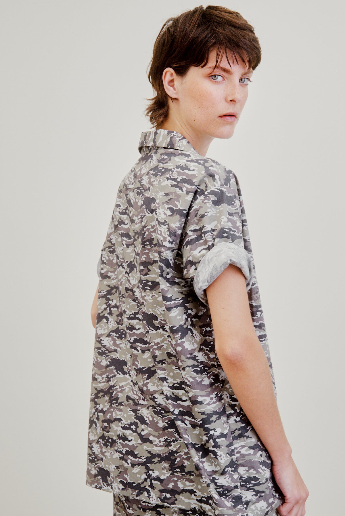 LE CAMP | grey camo