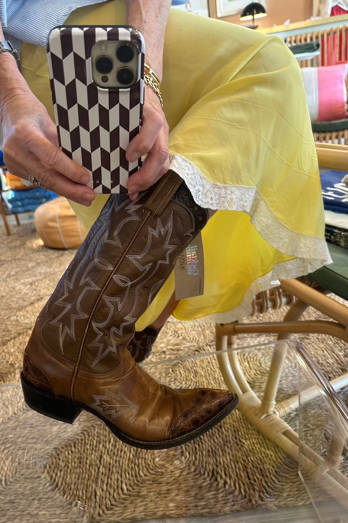 vintage TONY LAMA cowboy boots brown