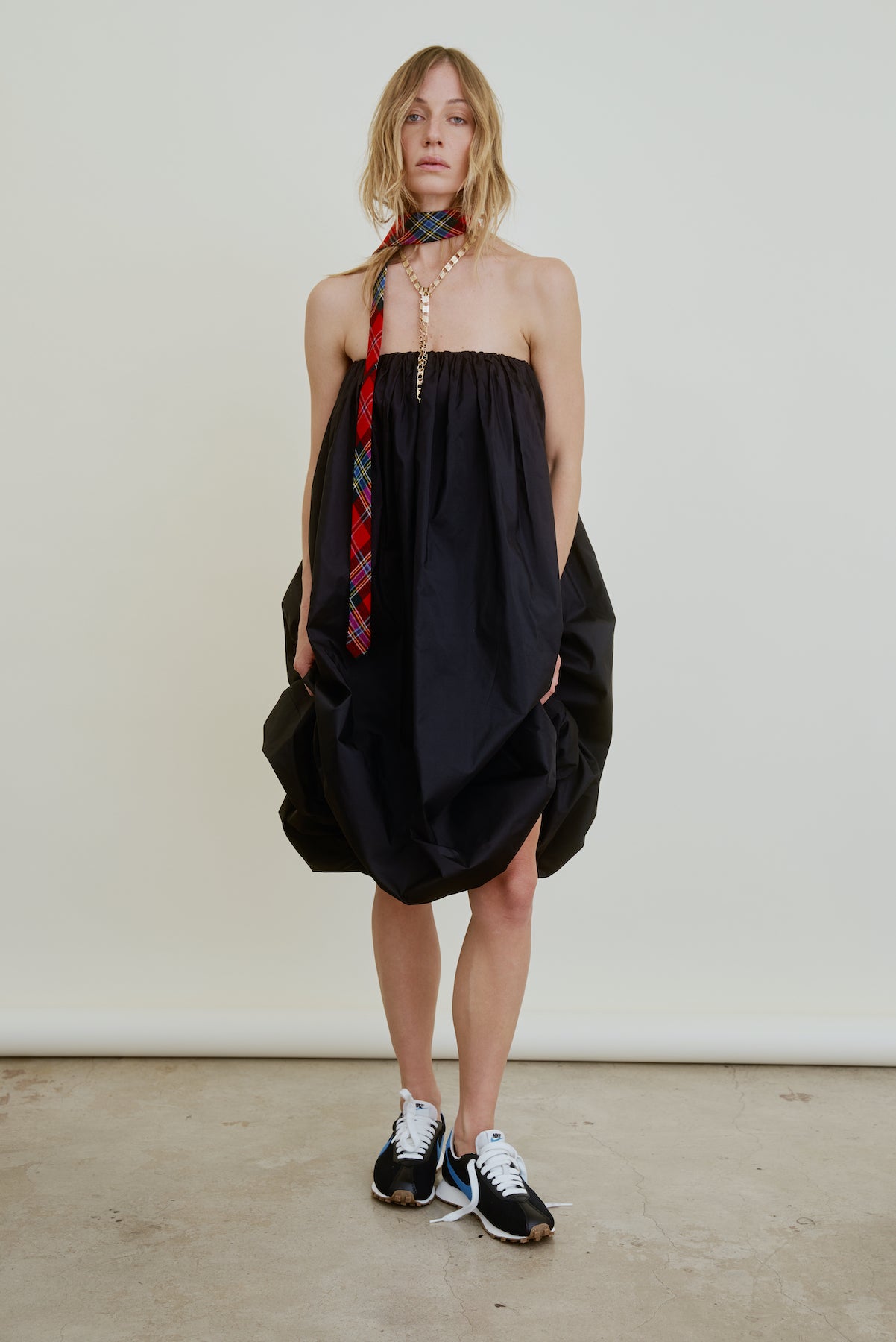 COSMO | black taffeta