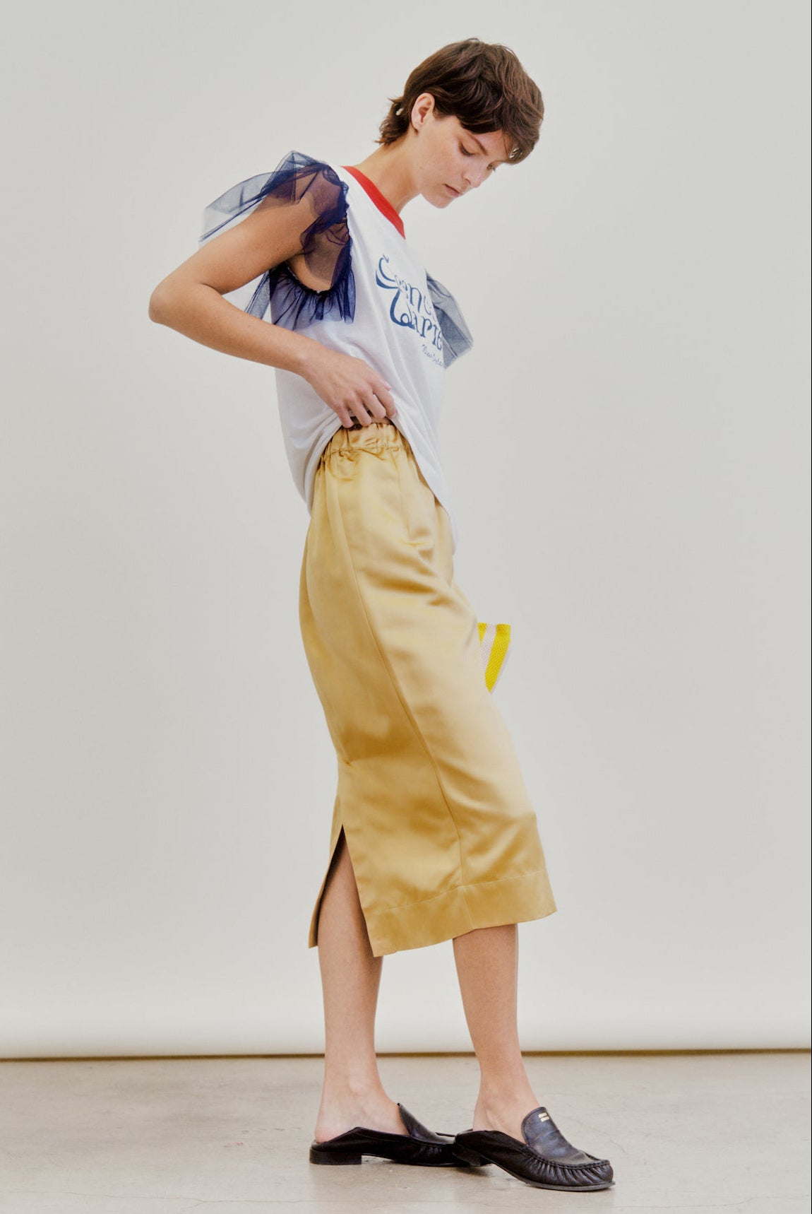 LE PENCIL | gold satin