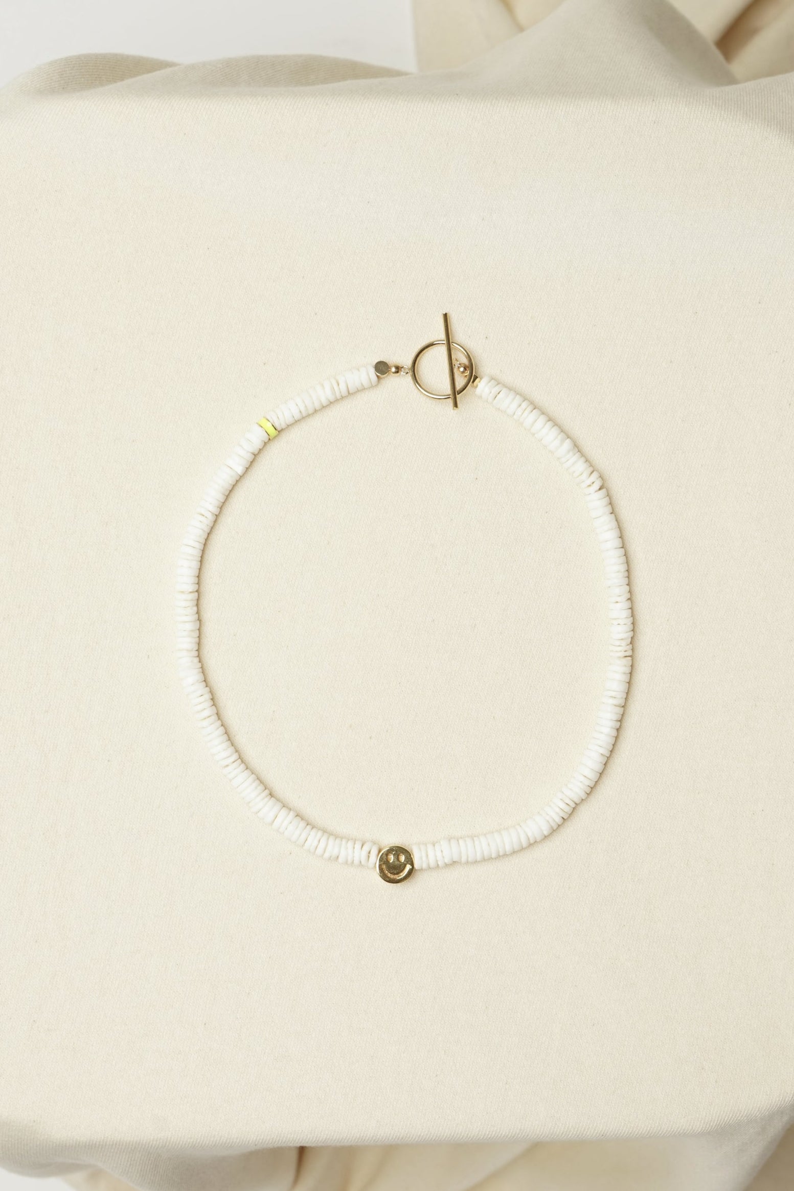 CHOKER | smiley puka 2