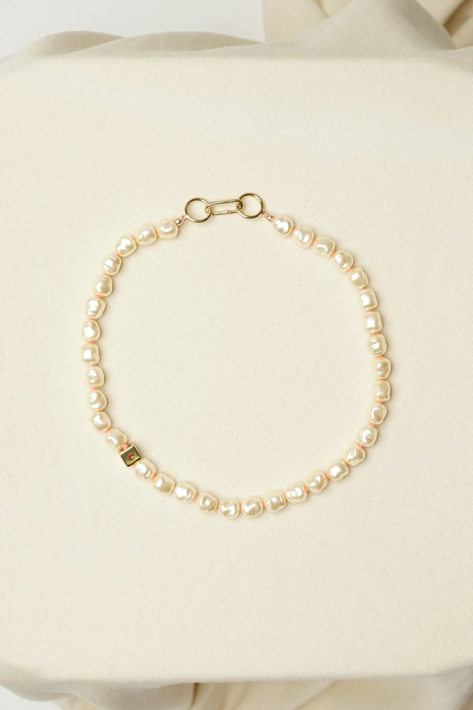 CHOKER | odd balls
